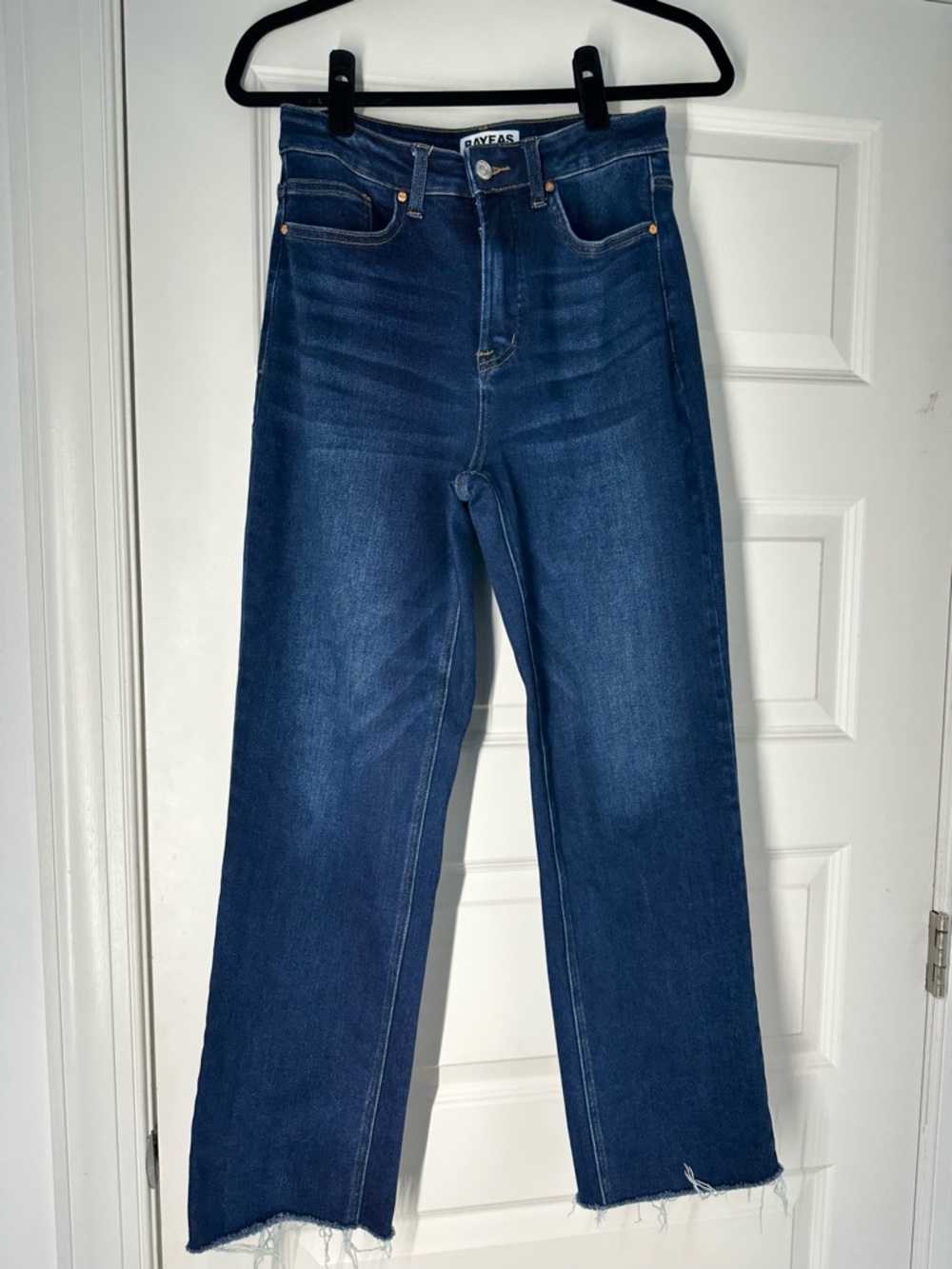 BAYEAS Dark Blue Straight-Leg Jeans W / Raw Hem - Size 27 - STRETCHY!!